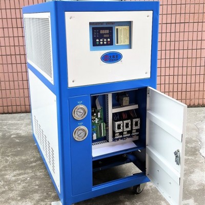 **供應工業(yè)冷油機,液壓機油冷卻機,CNC車床冷油機 5HP油冷機