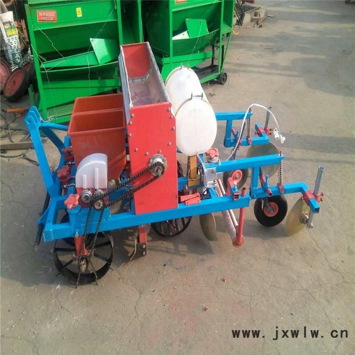 博陽(yáng) 花生播種覆膜機(jī) 玉米播種覆膜機(jī)廠家批發(fā)