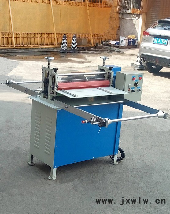 廣東全自動(dòng)半段分切機(jī)廠家 多功能自動(dòng)半段分條機(jī)價(jià)格 可定制