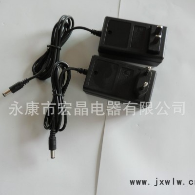 手電鉆鋰電池充電器  12V、14.4V、16.8V、18V