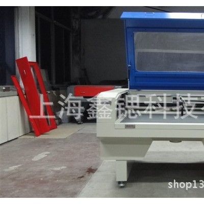 非金屬激光雕刻機(jī) 廣告激光雕刻機(jī) 石材雕刻機(jī)