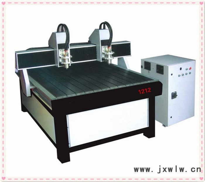 1325木工雕刻機(jī) 廣告 石材 墓碑精雕機(jī) 木門 數(shù)控雕刻機(jī)