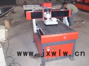 **玲瓏電動(dòng)雕刻機(jī)、廣告雕刻機(jī)6090