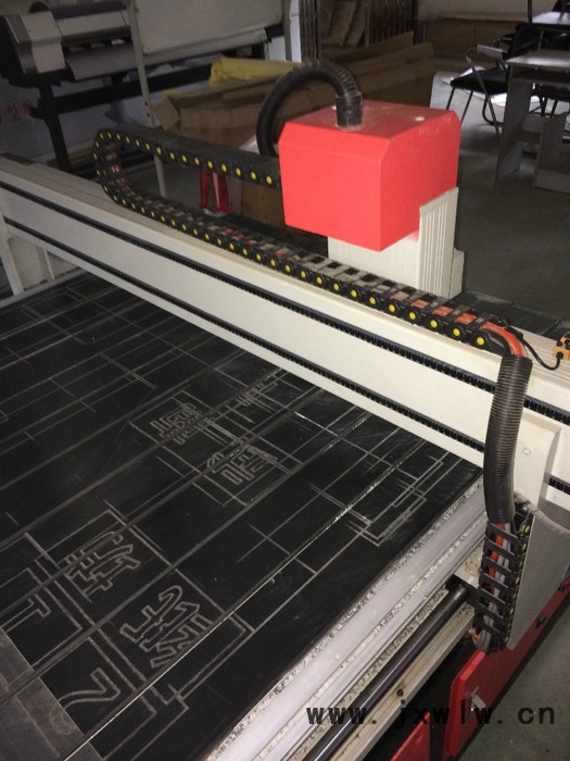 北京天津西安哪里有YH-1218標牌 廣告雕刻機廠家Engraving machine