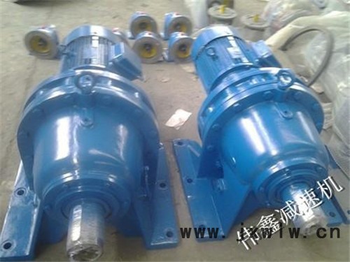 偉鑫8000系列減速機(jī)xwd8255、8245、8235擺線針輪減速機(jī)降價(jià)銷售