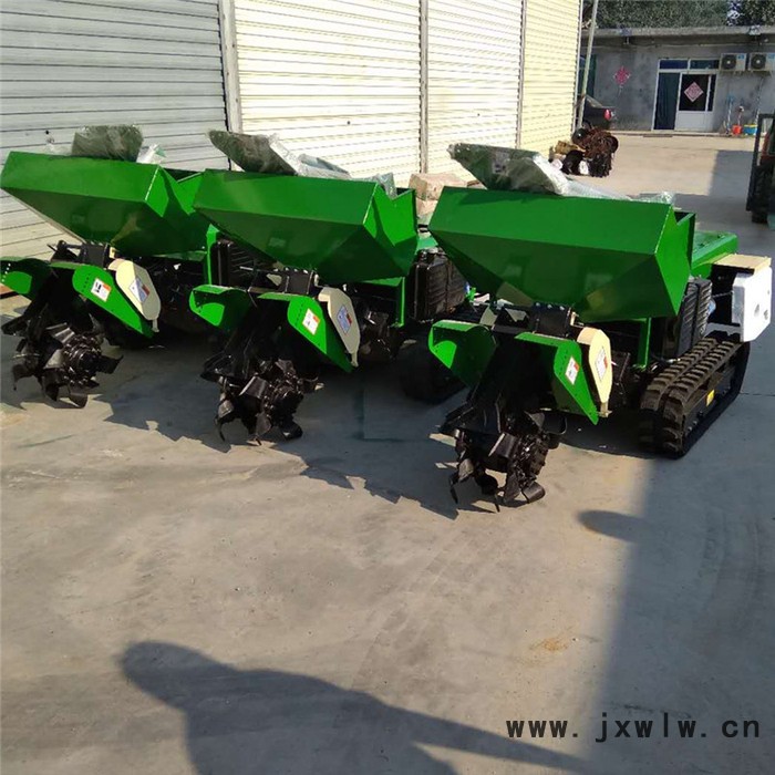 菜地松土機(jī)開溝機(jī) 186型柴油發(fā)動機(jī) 深翻土機(jī)價格 履帶式施肥機(jī)價格