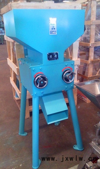 山東雙佳JMF3A精釀麥芽粉碎機，對輥麥芽粉碎機，啤酒專用粉碎設(shè)備