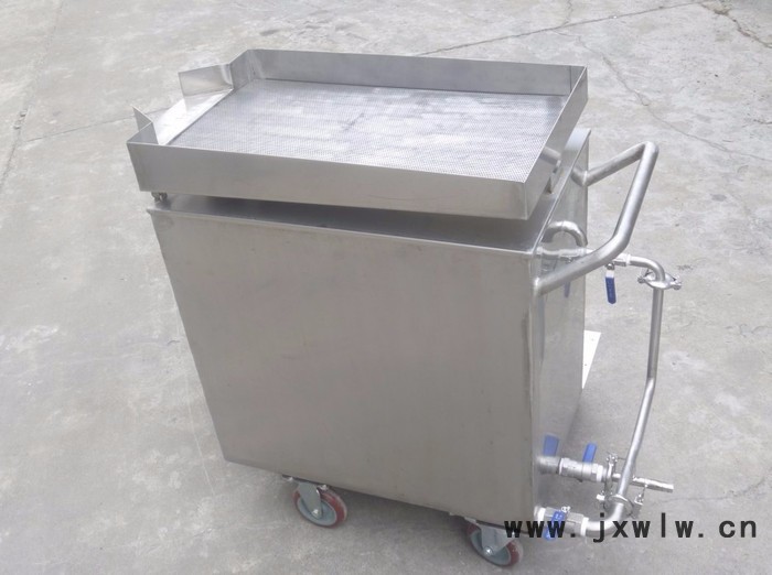 不銹鋼油水分離器---上海青上過(guò)濾設(shè)備有限公司