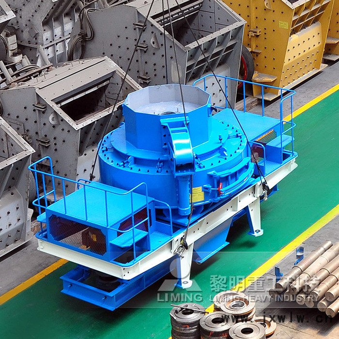 砂石料廠機(jī)器   磁鐵礦等的氧化礦石多錢一噸機(jī) 鐵礦渣粉碎設(shè)備