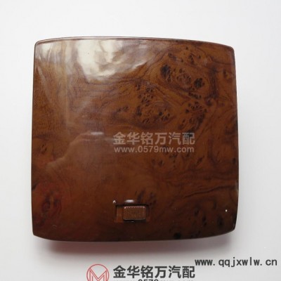 直銷(xiāo)五菱之光揚(yáng)光前儀表臺(tái)工具箱儲(chǔ)物盒副雜物箱組件配套品質(zhì)