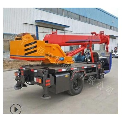 農(nóng)用園林小吊車時風(fēng)五征自建房三輪吊車3噸5噸移樹吊車柴油起重機